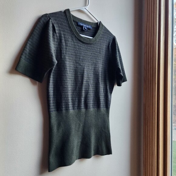 French Connection Green/Blue Cropped Striped Short Sleeve Sweater Size Medium - Picture 4 of 14